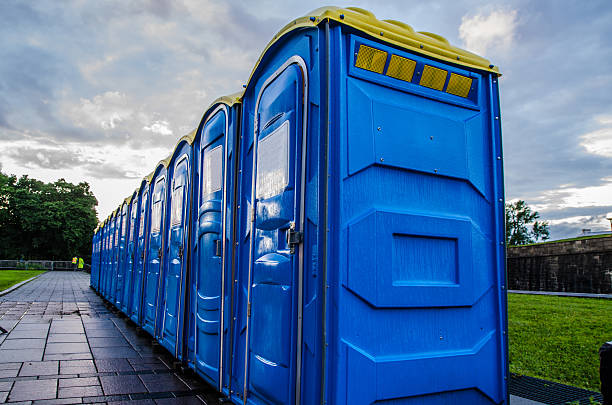 Portable Toilet Options We Offer in Willow Springs, IL